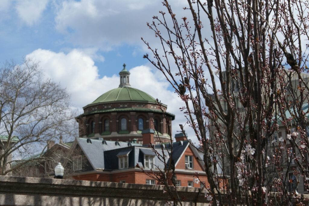 building at columbia university
